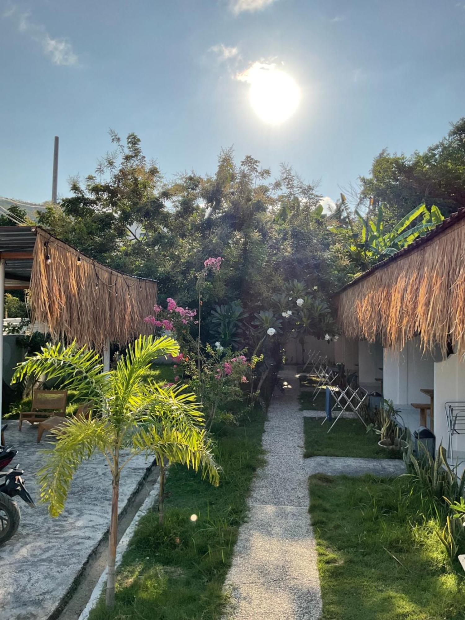 Tiga Spies Hostel Kuta  Εξωτερικό φωτογραφία